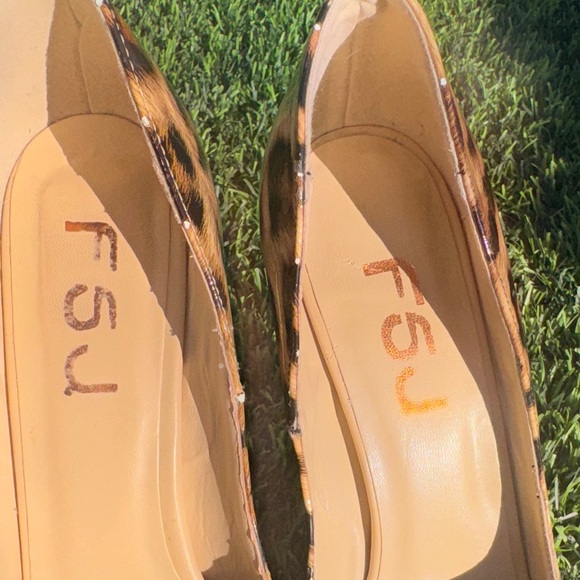 FSJ Leopard Patterned Heels - Picture 2 of 5